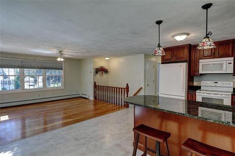 286 Lucille St, Woonsocket, RI 02895 photo 18