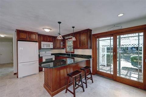 286 Lucille St, Woonsocket, RI 02895 photo 20