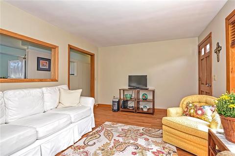 14 Ridgeway Dr, Warren, RI 02885 photo 6
