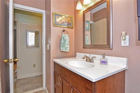 14 Ridgeway Dr, Warren, RI 02885 photo 21
