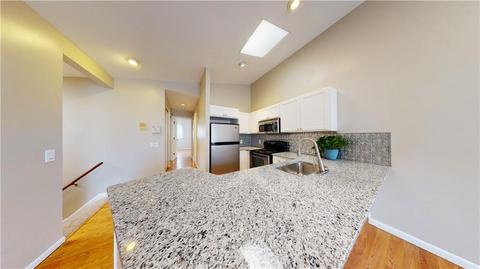 776 Williamsburg Cir, Warwick, RI 02886 photo 3