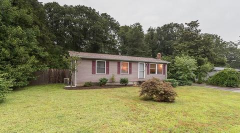 8 Evergreen Dr, Exeter, RI 02822 photo 2