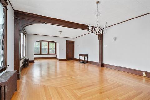 428 Prospect St, Woonsocket, RI 02895 photo 9