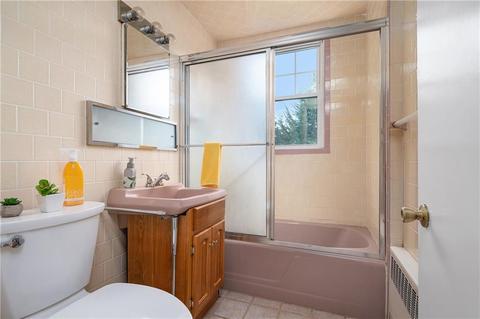 428 Prospect St, Woonsocket, RI 02895 photo 17