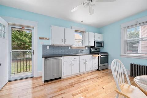428 Prospect St, Woonsocket, RI 02895 photo 18