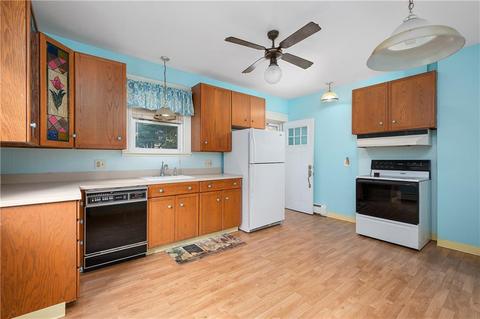 428 Prospect St, Woonsocket, RI 02895 photo 36