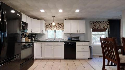 45 Hemlock Dr, Exeter, RI 02822 photo 13
