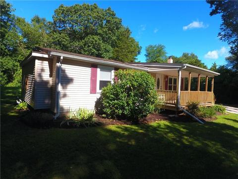 45 Hemlock Dr, Exeter, RI 02822 photo 2