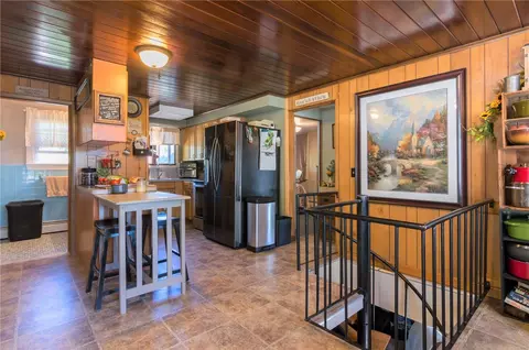 2 Lake View Cir, Glocester, RI 02814 photo 9