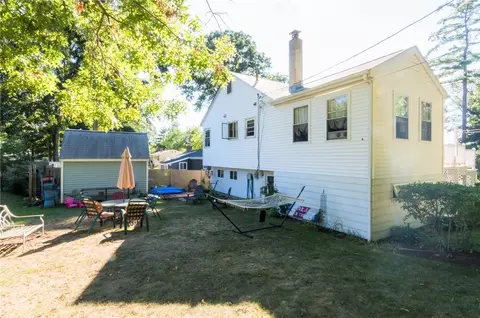 2 Lake View Cir, Glocester, RI 02814 photo 3