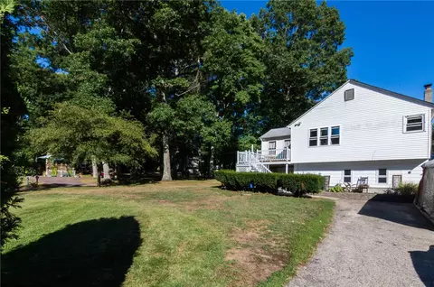 2 Lake View Cir, Glocester, RI 02814 photo 4