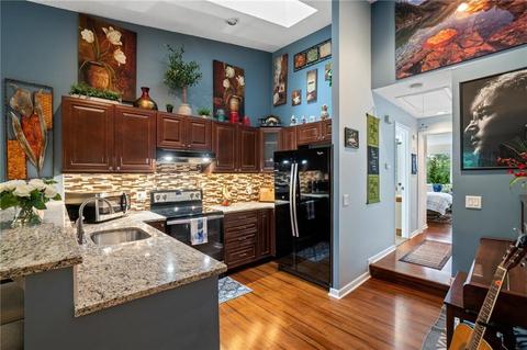 1007 Williamsburg Cir, Warwick, RI 02886 photo 2