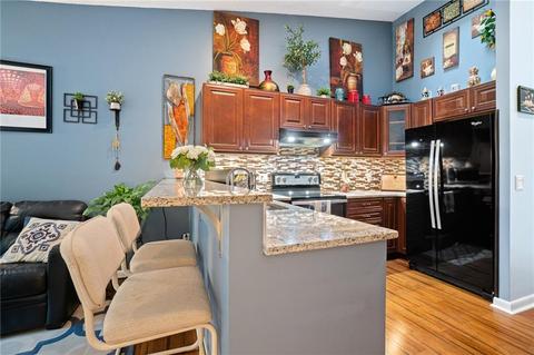 1007 Williamsburg Cir, Warwick, RI 02886 photo 3