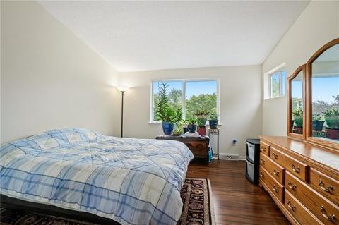 1007 Williamsburg Cir, Warwick, RI 02886 photo 12