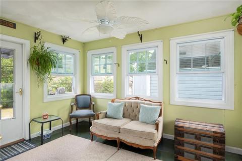 38 Modena Dr, Warwick, RI 02886 photo 5