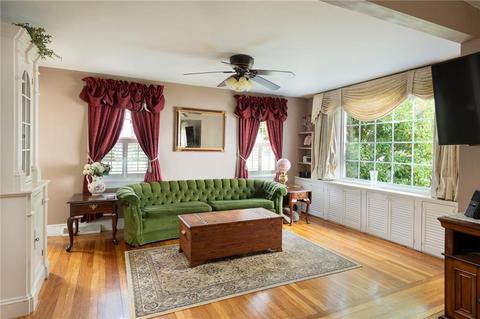 38 Modena Dr, Warwick, RI 02886 photo 13