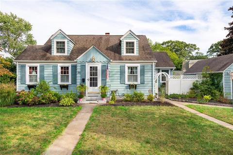 38 Modena Dr, Warwick, RI 02886 photo 1