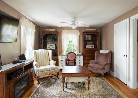 38 Modena Dr, Warwick, RI 02886 photo 11