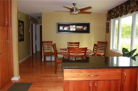 429 Algonquin Dr, Warwick, RI 02888 photo 15