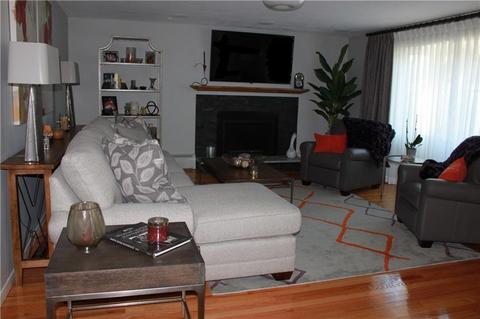 429 Algonquin Dr, Warwick, RI 02888 photo 4