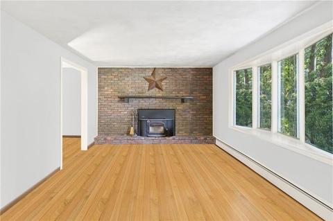 70 Sage Dr, Warwick, RI 02886 photo 19