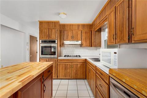 234 Dawn Blvd, Woonsocket, RI 02895 photo 5