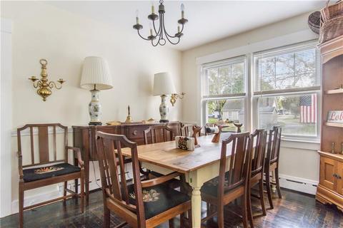566 E Main Rd, Middletown, RI 02842 photo 28