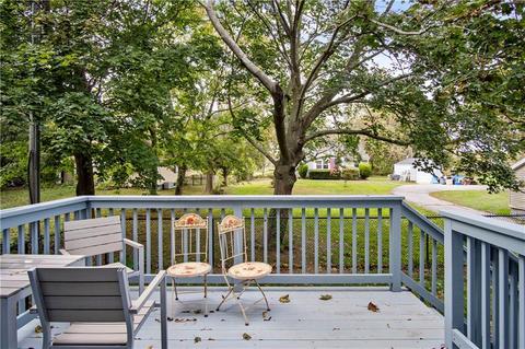 566 E Main Rd, Middletown, RI 02842 photo 22