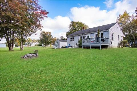 566 E Main Rd, Middletown, RI 02842 photo 25