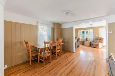 415 Chapmans Ave, Warwick, RI 02886 photo 9