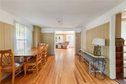 415 Chapmans Ave, Warwick, RI 02886 photo 8