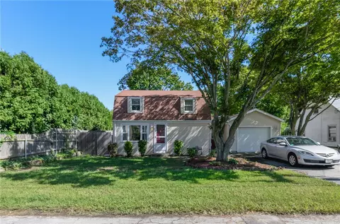 415 Chapmans Ave, Warwick, RI 02886 photo 1