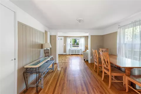 415 Chapmans Ave, Warwick, RI 02886 photo 11