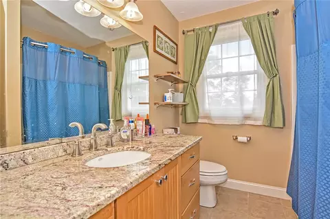 7 Asylum Rd, Warren, RI 02885 photo 27
