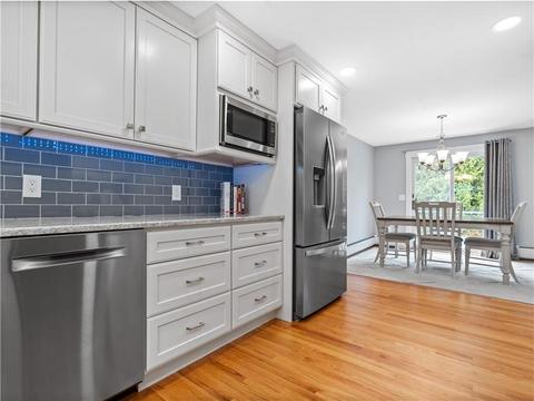 5 Mount Ave, Bristol, RI 02809 photo 6