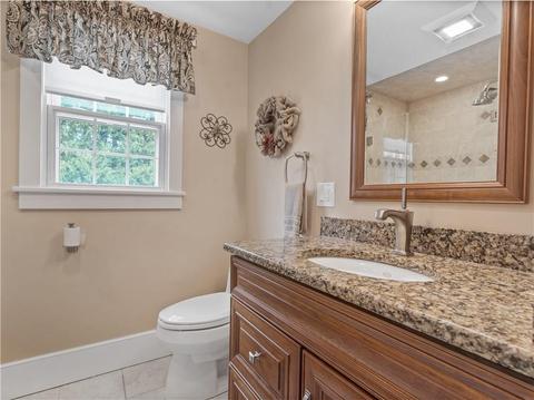 5 Mount Ave, Bristol, RI 02809 photo 22