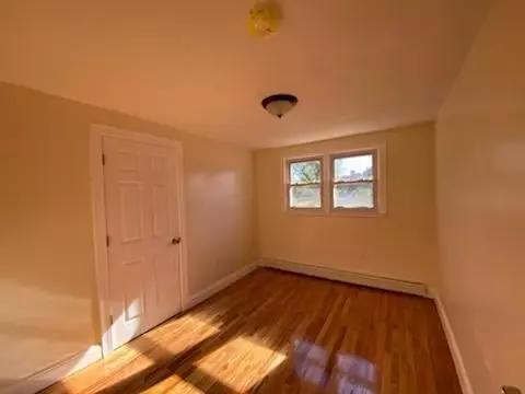 25 Parsonage Dr, Warwick, RI 02889 photo 8