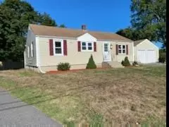 25 Parsonage Dr, Warwick, RI 02889 photo 1