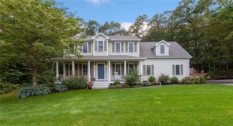 40 Bourque Rd, Cumberland, RI 02864 photo 1