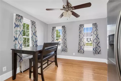 18 Maplehurst Ave, Warwick, RI 02889 photo 6