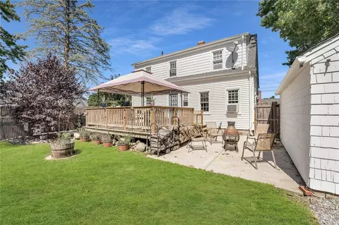 18 Maplehurst Ave, Warwick, RI 02889 photo 14
