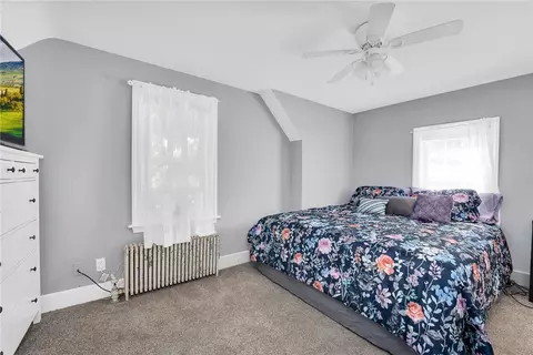 18 Maplehurst Ave, Warwick, RI 02889 photo 7