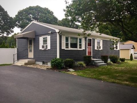 84 Lloyd Ave, Warwick, RI 02889 photo 1