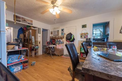 8 Marriott Ave, Westerly, RI 02891 photo 9
