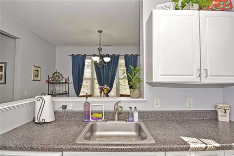 94 Mill St #103, Woonsocket, RI 02895 photo 8