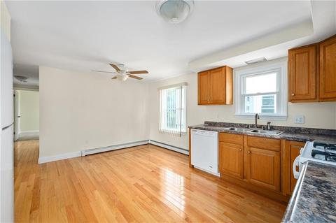 8 Hamilton St, Woonsocket, RI 02895 photo 12