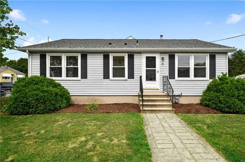 8 Hamilton St, Woonsocket, RI 02895 photo 1