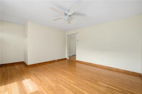 8 Hamilton St, Woonsocket, RI 02895 photo 7