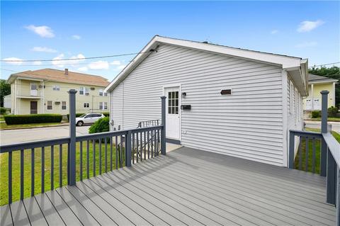 8 Hamilton St, Woonsocket, RI 02895 photo 25