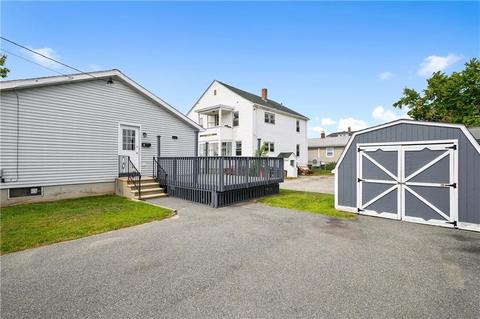 8 Hamilton St, Woonsocket, RI 02895 photo 4